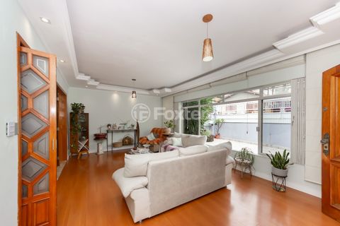 Image 1 - 918859