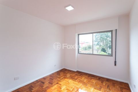 Image 10 - 918860