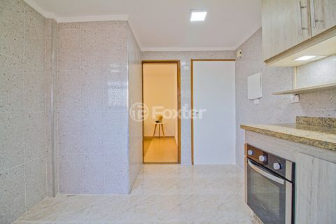 Image 7 - 918862