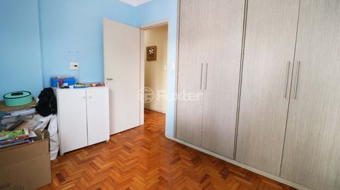 Image 8 - 918870