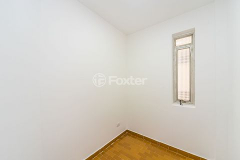 Image 1 - 918872