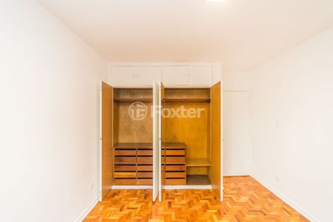 Image 19 - 918872