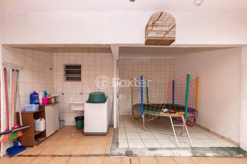 Image 11 - 918873
