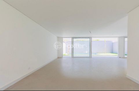 Image 8 - 918894