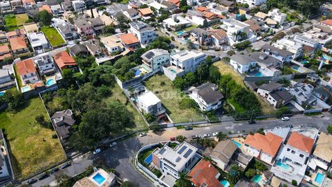 Image 8 - 918910
