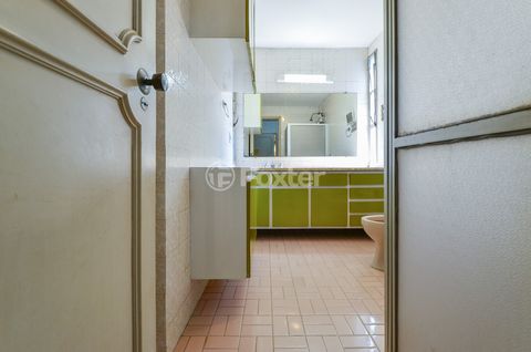 Image 14 - 918923