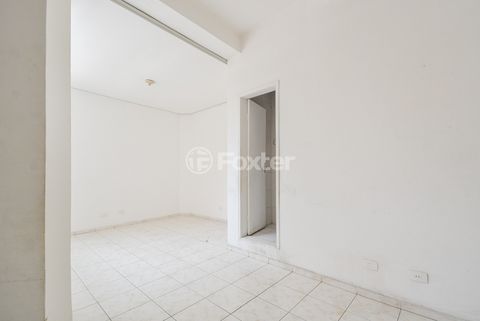 Image 14 - 918930