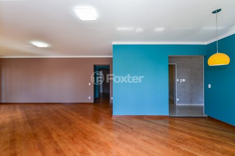 Image 4 - 918938