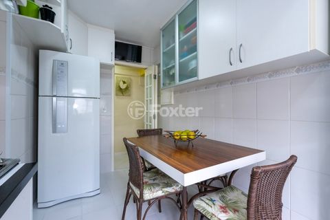 Image 7 - 918942