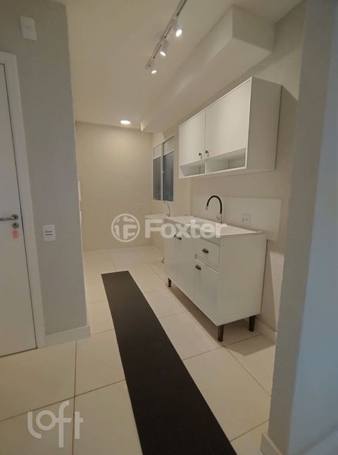 Image 7 - 918944