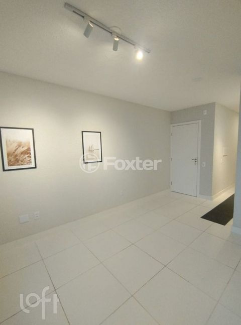 Image 5 - 918944