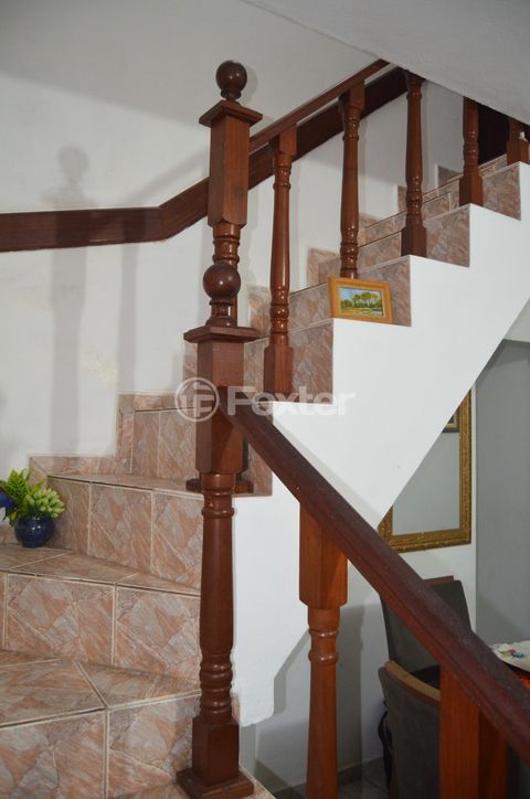 Image 10 - 918947