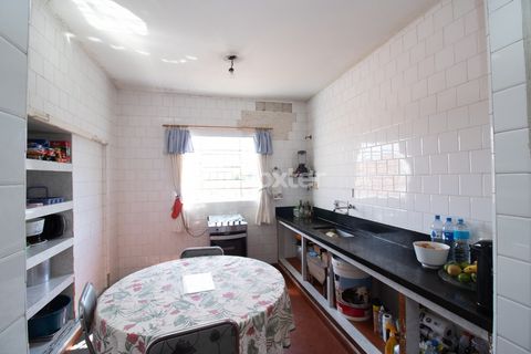 Image 19 - 918952