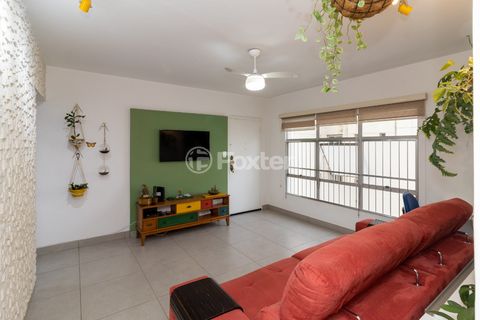 Image 1 - 918956