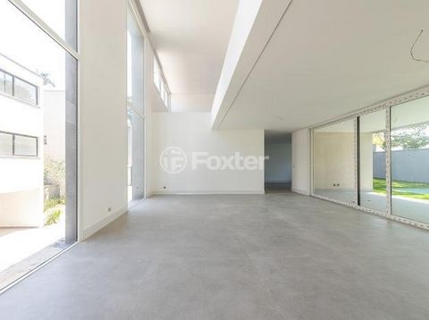 Image 5 - 918971