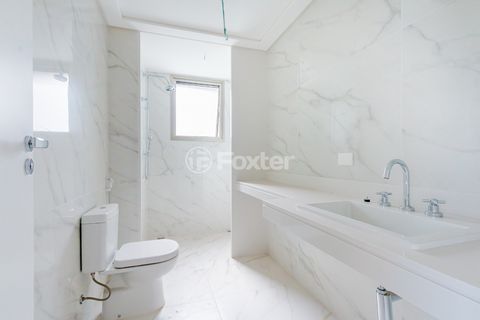 Image 19 - 918972