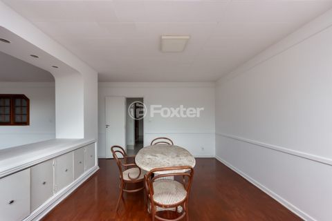 Image 6 - 918998