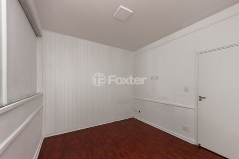 Image 16 - 918998
