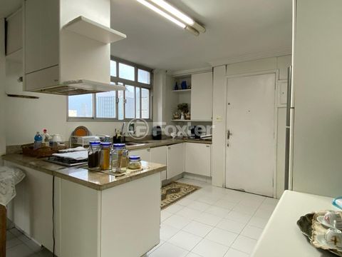 Image 11 - 919003