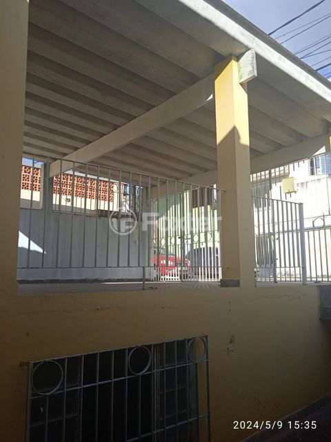 Image 5 - 919004