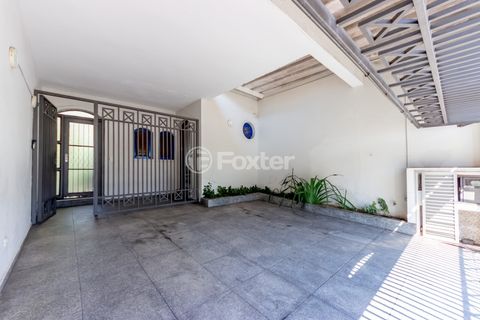 Image 15 - 919012