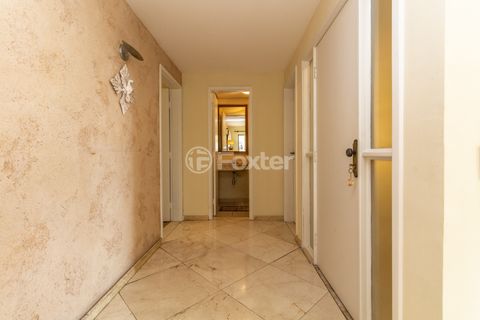 Image 12 - 919013