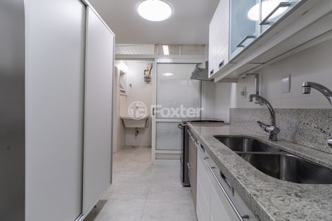 Image 17 - 919015