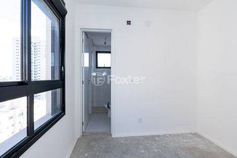 Image 5 - 919017