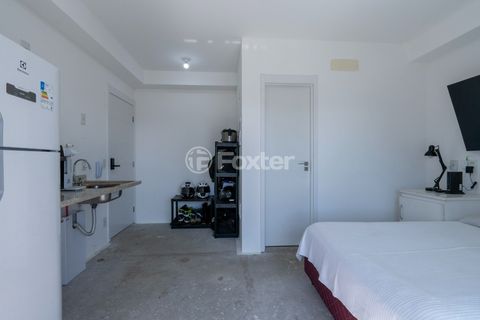 Image 16 - 919019