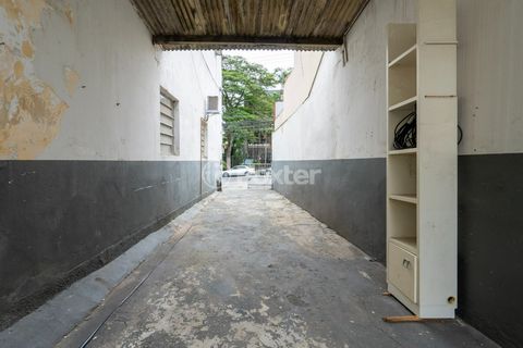 Image 13 - 919049