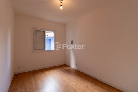 Image 19 - 919076