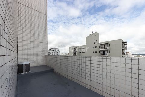 Image 19 - 919103