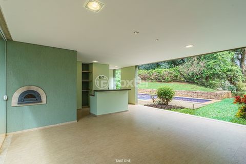 Image 19 - 919113