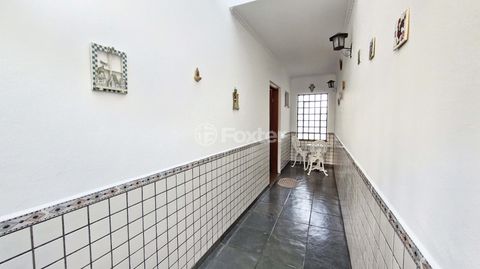 Image 4 - 919115