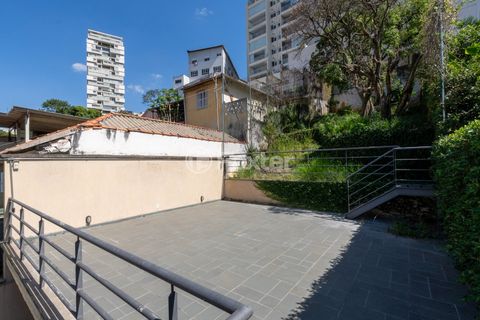 Image 18 - 919118