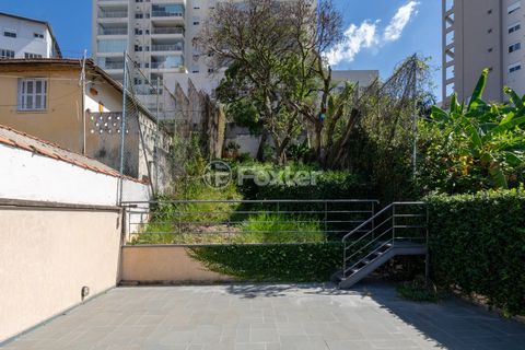 Image 19 - 919118