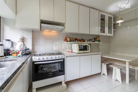 Image 17 - 919120
