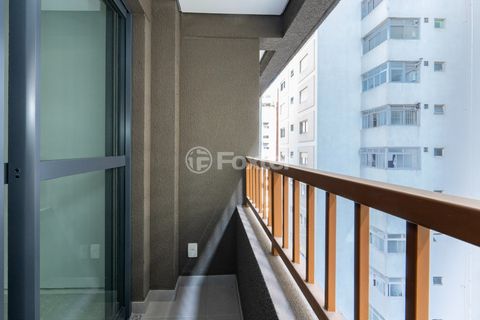 Image 15 - 919123