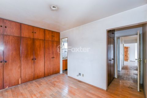 Image 19 - 919153
