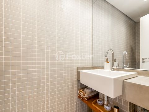 Image 11 - 919205