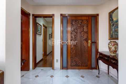 Image 11 - 919213