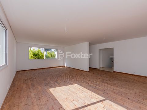 Image 17 - 919236