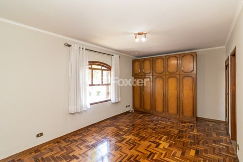 Image 17 - 919241