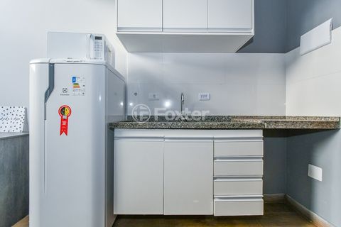 Image 4 - 919261