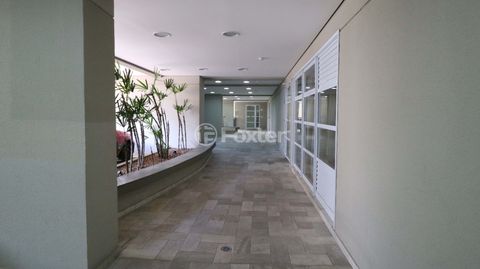 Image 18 - 919289