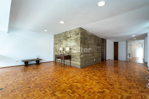 Image 6 - 919315