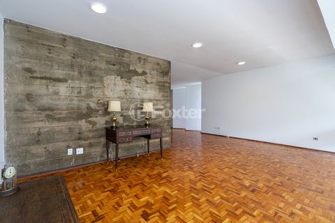Image 7 - 919315