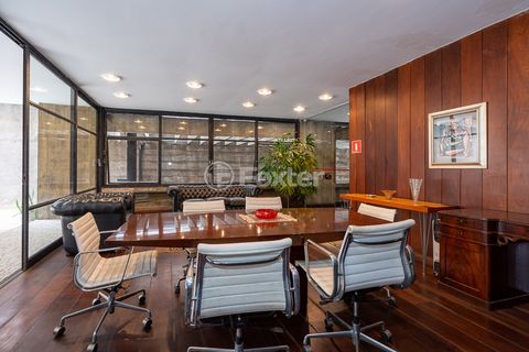 Image 17 - 919315