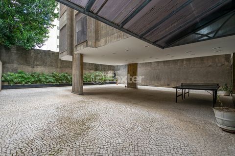 Image 18 - 919315