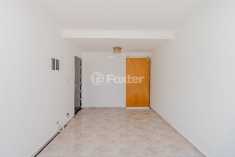Image 11 - 919323